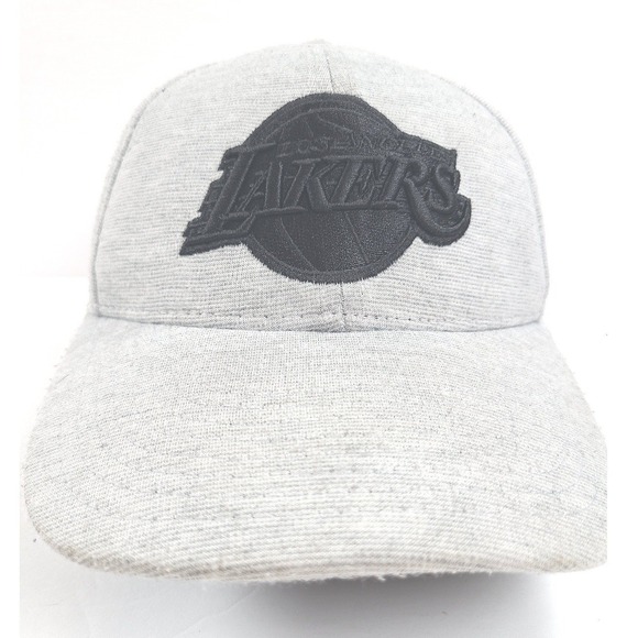 Ultra Game Other - Ultra Game‎ NBA Los Angeles Lakers Fitted Hat Mens Gray Heather Embroidered Cap